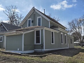 732 N 5th St in Grand Forks, ND - Building Photo - Building Photo