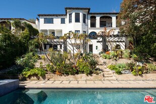 2232 Moreno Dr in Los Angeles, CA - Building Photo