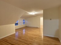 199 Beacon St, Unit 3 in Somerville, MA - Building Photo - Building Photo