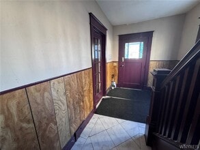 55 Parkwood Ave in Kenmore, NY - Building Photo - Building Photo