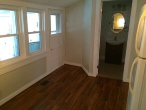 17 Pine St, Unit A in Potsdam, NY - Building Photo - Building Photo
