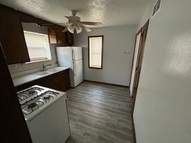 7252 W Appleton Ave in Milwaukee, WI - Building Photo