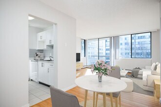 2040 Nelson St. in Vancouver, BC - Building Photo - Building Photo