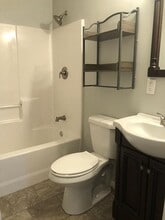 813 Brook St in Belmont, NC - Building Photo - Building Photo