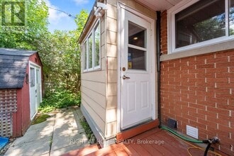 1252 Tompkins St in Ottawa, ON - Building Photo - Building Photo