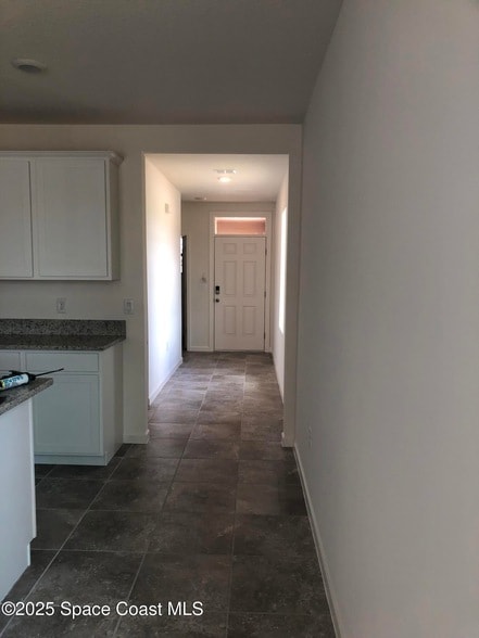 857 Old Country Rd S E in Palm Bay, FL - Building Photo - Building Photo