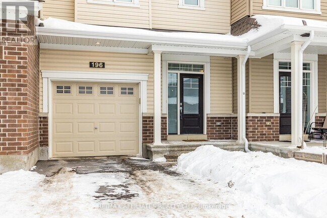 196 Bandelier Way in Ottawa, ON - Building Photo - Building Photo