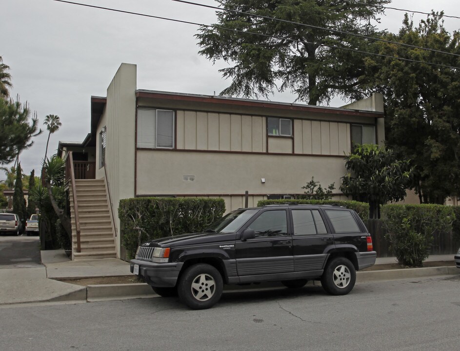 1458 Lou Dillon Ln in Santa Barbara, CA - Building Photo