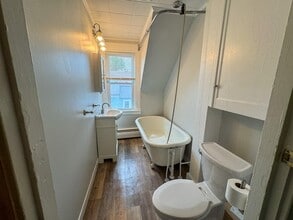 395 Fourth St in Old Town, ME - Building Photo - Building Photo