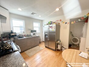 7 Sudan St, Unit #3 in Boston, MA - Building Photo - Building Photo