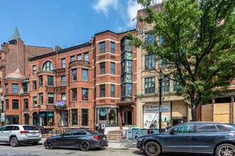 173 Newbury St in Boston, MA - Foto de edificio - Building Photo