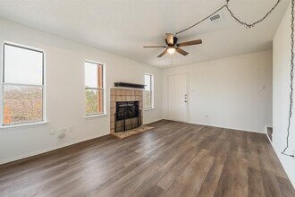 6910 Rifle Bend in Austin, TX - Building Photo - Building Photo