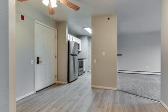 Rosewood Villas - Senior in Madison, WI - Building Photo - Building Photo