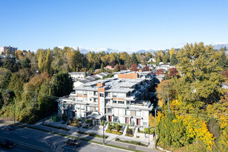 Seasons in Burnaby, BC - Building Photo - Building Photo