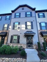 126 Rollins Ave in Greenville, SC - Building Photo