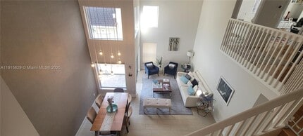 1055 Yellow Birch Terrace in Hollywood, FL - Building Photo - Building Photo