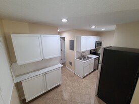 3 Hampshire Ct in Hamilton, OH - Building Photo