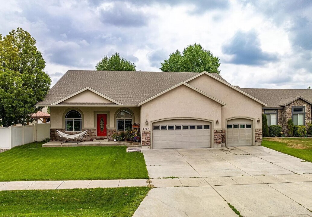 4734 Declaration Dr in Pocatello, ID - Building Photo