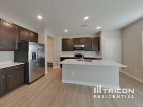 1303 Eton Wy in Avon, IN - Building Photo - Building Photo