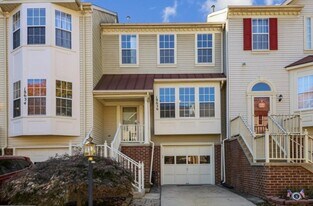 18636 Clovercrest Cir in Olney, MD - Building Photo