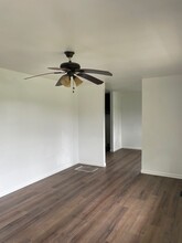 2351 Chaires Cross Rd in Tallahassee, FL - Building Photo - Building Photo