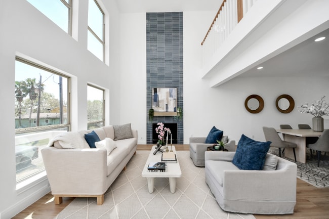property at 300 Narcissus Rd