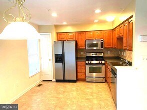 7329 Granite Woods Ct in Woodlawn, MD - Building Photo - Building Photo