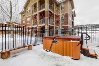 160 Village Rd in Granby, CO - Building Photo - Building Photo