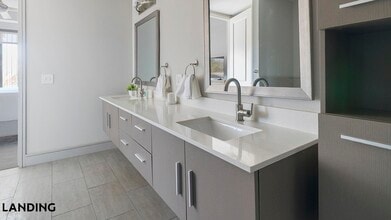 1414 Wood Hollow Dr, Unit 324 in Houston, TX - Building Photo - Building Photo