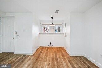 1361 Maryland Ave NE in Washington, DC - Building Photo - Building Photo