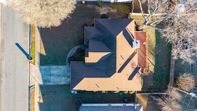 12711 Misty Creek Dr, Unit 6220 in Little Rock, AR - Foto de edificio - Building Photo