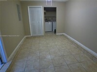 1490 SW 85th Terrace in Pembroke Pines, FL - Building Photo - Building Photo