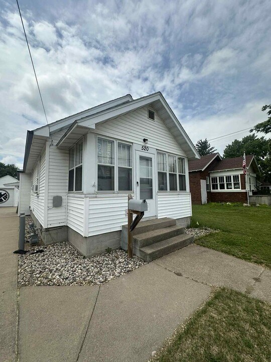 920 9th St S in Wisconsin Rapids, WI - Building Photo
