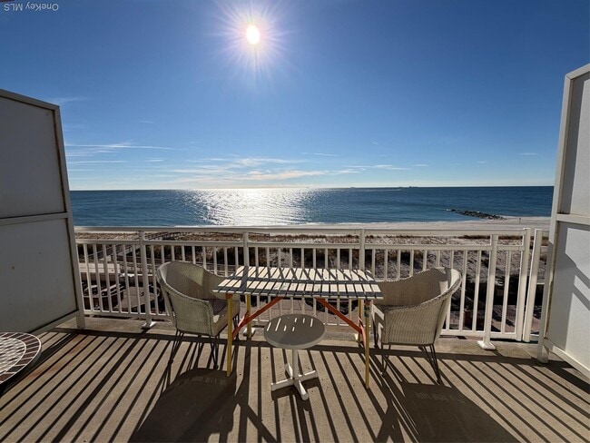 830 Shore in Long Beach, NY - Building Photo - Building Photo