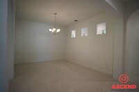 8904 Costa Blanca Dr in Bakersfield, CA - Building Photo - Building Photo