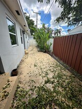 1412 NE 12th St in Fort Lauderdale, FL - Building Photo - Building Photo