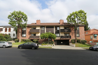 10651 Eastborne in Los Angeles, CA - Building Photo - Building Photo