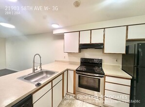 21903 58th Ave W in Mountlake Terrace, WA - Building Photo - Building Photo