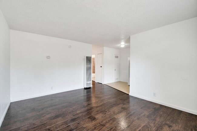 1409 E Cambridge Ave in Fresno, CA - Building Photo - Building Photo