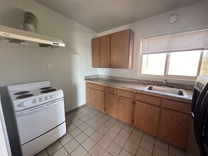 377 Jackson St in Hayward, CA - Building Photo - Building Photo