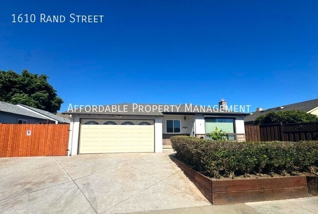 property at 1610 Rand St