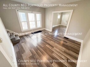 2014 Fairmont Ave in Columbus, OH - Building Photo - Building Photo