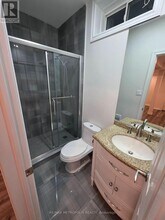 301 Seaview Heights in East Gwillimbury, ON - Building Photo - Building Photo