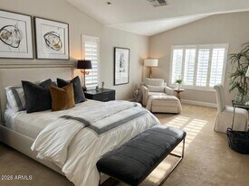 10360 E Sutton Dr in Scottsdale, AZ - Building Photo