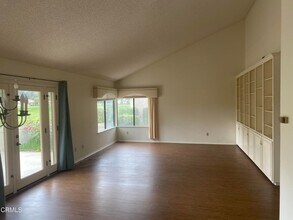 17109 Village 17 in Camarillo, CA - Building Photo - Building Photo