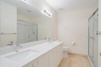 2941 Riverside Dr in Coral Springs, FL - Building Photo - Building Photo