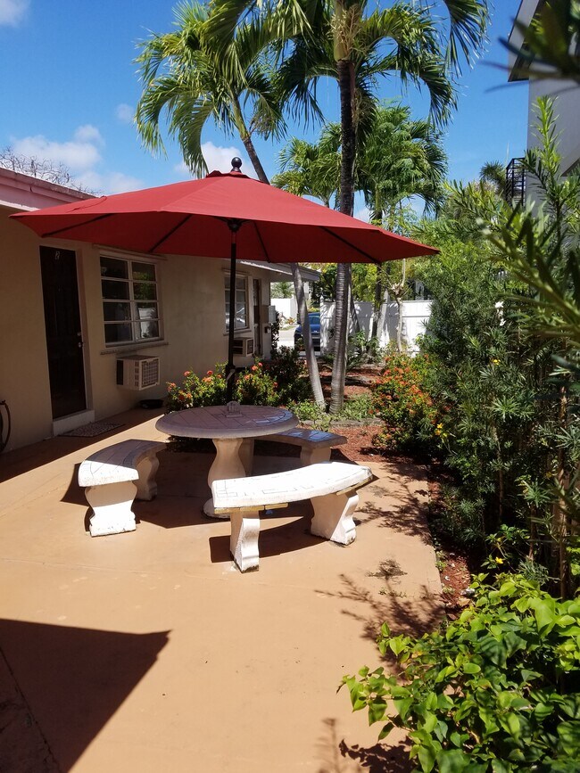 1408 NE 6th St in Fort Lauderdale, FL - Building Photo - Building Photo