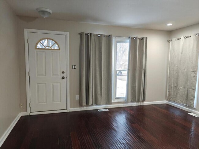 7484 Affeldt St in Westland, MI - Building Photo - Building Photo