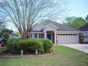 1043 Winter Ln in Tallahassee, FL - Foto de edificio - Building Photo