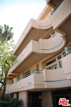 4830 Elmwood Ave in Los Angeles, CA - Building Photo - Building Photo